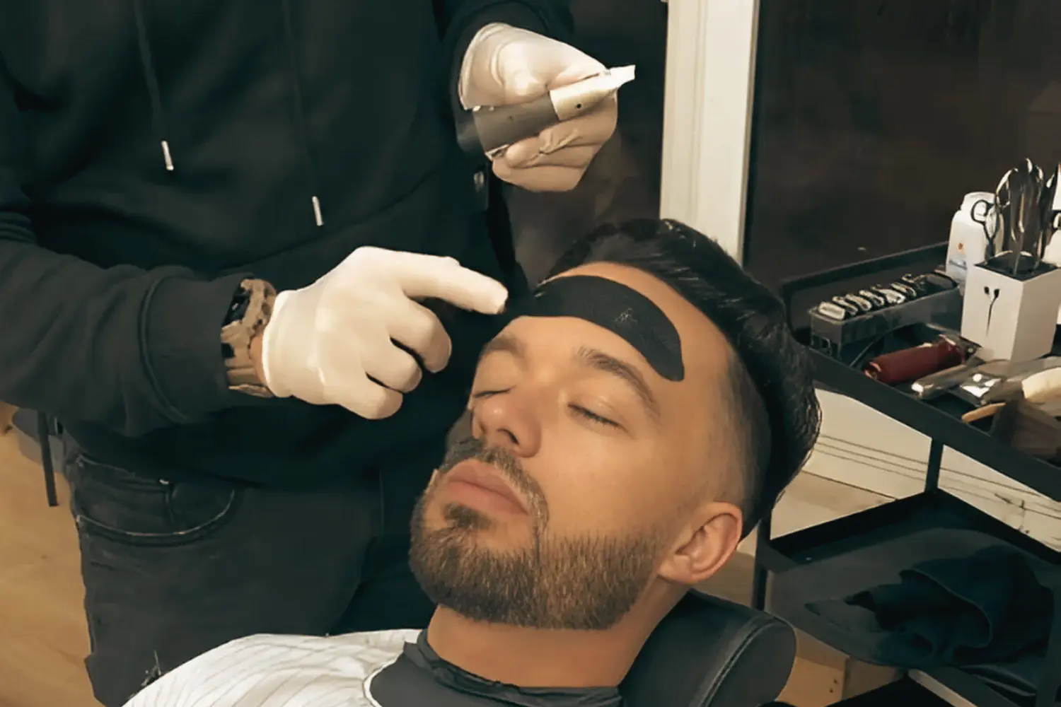 Trabalho da Leonel Barbearia 6