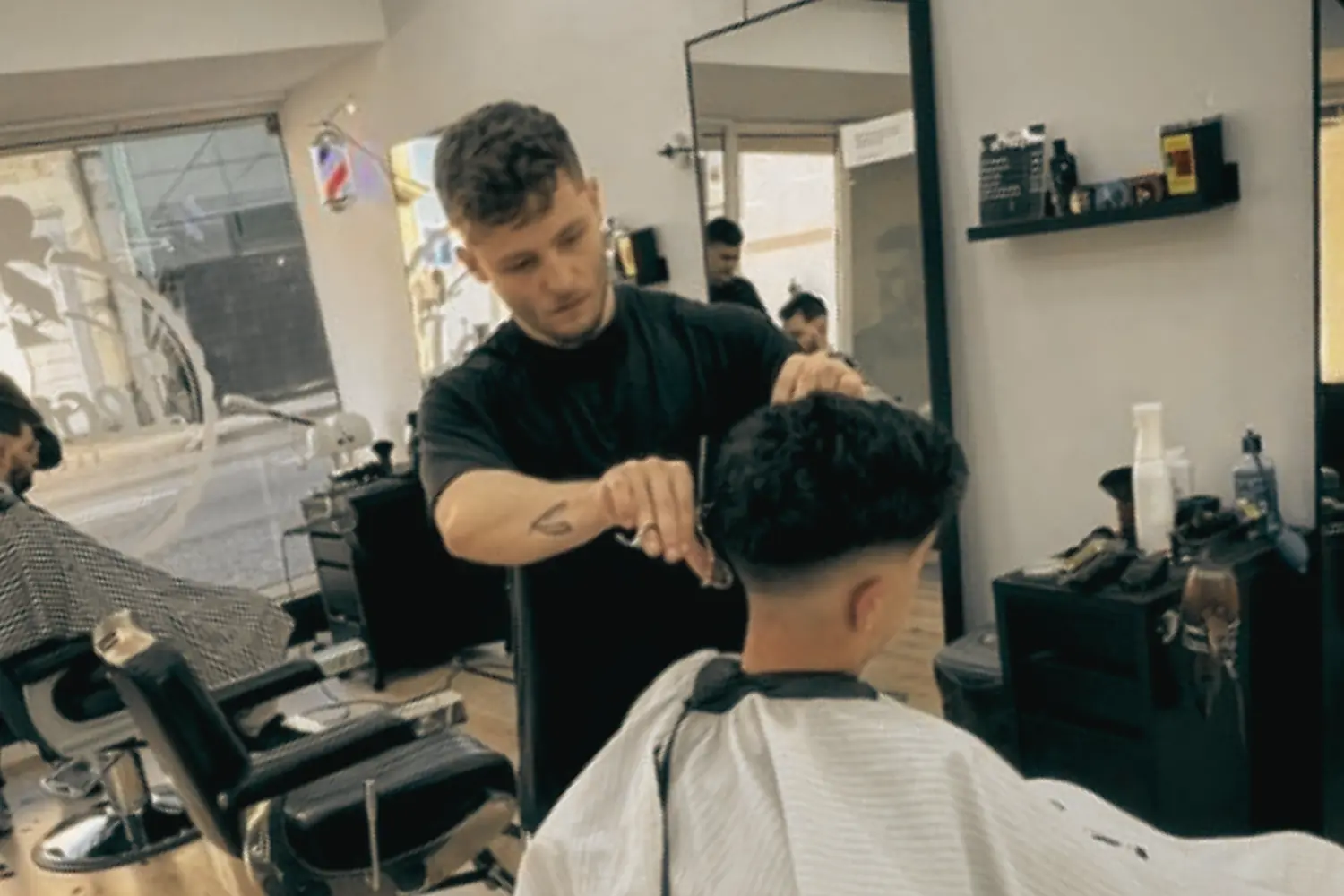 Trabalho da Leonel Barbearia 7